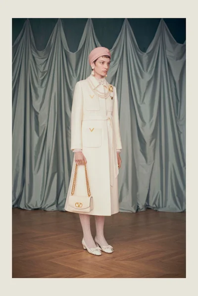 Look 3